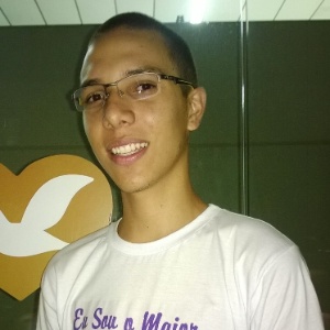 O aluno Lucas Muniz Oliveira, 17, quer estudar gastronomia  - Arquivo pessoal
