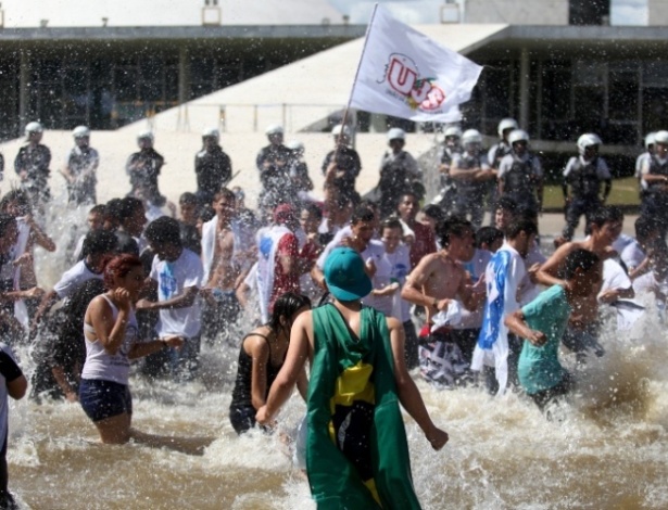 O protesto no Congresso Nacional, em Brasília, foi um dos ápices das manifestações - Pedro Ladeira/Folhapres