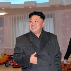 O líder da Coreia do Norte, Kim Jong-un, inspeciona hotel em Kangwon