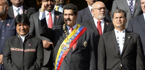 Evo Morales, da Bolívia, Nicolás Maduro, da Venezuela, e Rafael Correa, do Equador - Leo Ramirez/AFP