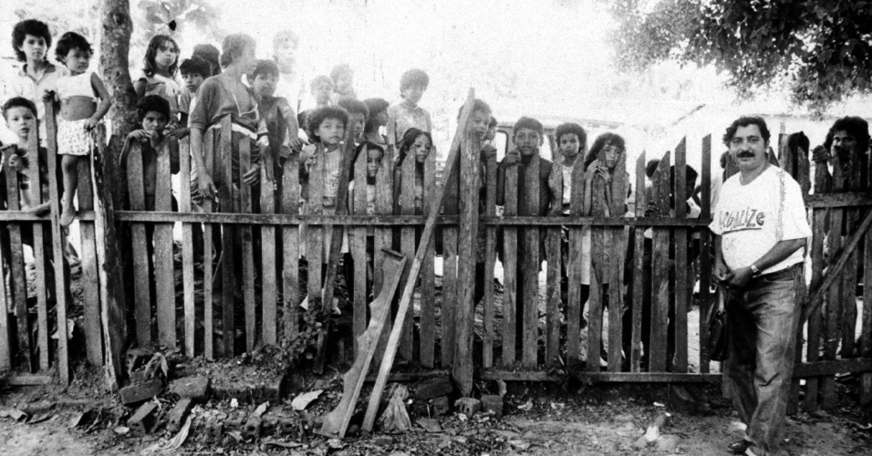 Chico Mendes: veja fotos do líder símbolo da luta pela defesa da Amazônia -  Fotos - UOL Educação