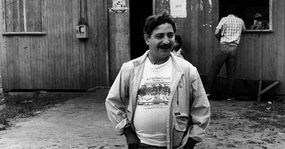 Chico Mendes: veja fotos do líder símbolo da luta pela defesa da Amazônia -  Fotos - UOL Educação