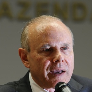 O ministro da Fazenda, Guido Mantega, volta de férias na segunda (13); ele teve uma semana de descanso - Sérgio Lima/Folhapress