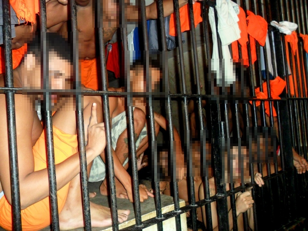 10.jan.2014 - A reportagem do UOL teve acesso às dependências do Complexo Penitenciário de Pedrinhas, em São Luís, no Maranhão. As imagens mostram superlotação da carceragem da unidade prisional. A reportagem acompanhou visita da Comissão de Direitos Humanos da Assembleia Legislativa do Maranhão - Beto Macário/UOL