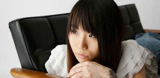 A cantora japonesa Tsubasa Immamura enfrenta diferenças entre idiomas para cantar em português - Divulgação