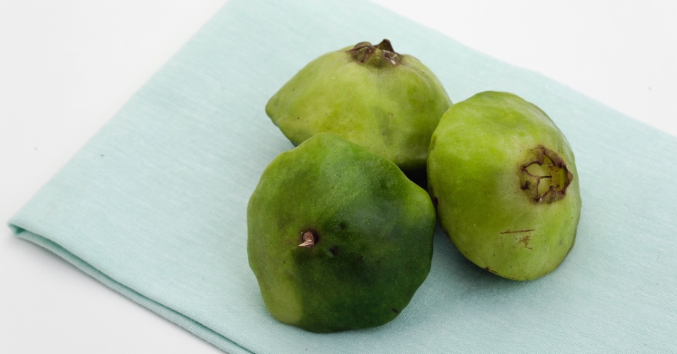 Fruta azeda da mata atlântica, cambuci ressurge em cachaça e comidas Notícias UOL Economia Fruta azeda da mata atlântica, cambuci ressurge em cachaça e comidas Notícias UOL Economia