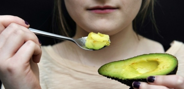 A gordura boa é encontrada em alimentos como abacate, azeite de oliva e óleos vegetais - PA