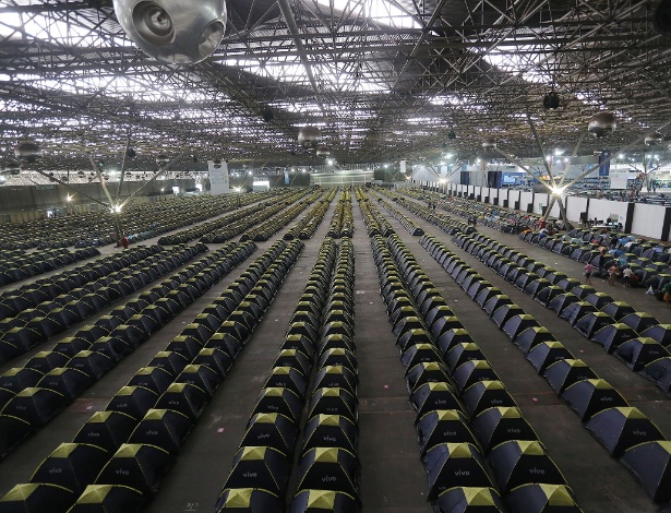 Organização do evento esperava 8.000 campuseiros para acampar em cerca de 5.000 barracas no Anhembi  - Rahel Patrasso/Xinhua