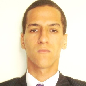 Thiago Valentim, 23, estudou na Gama Filho e foi aprovado pela OAB - Arquivo Pessoal