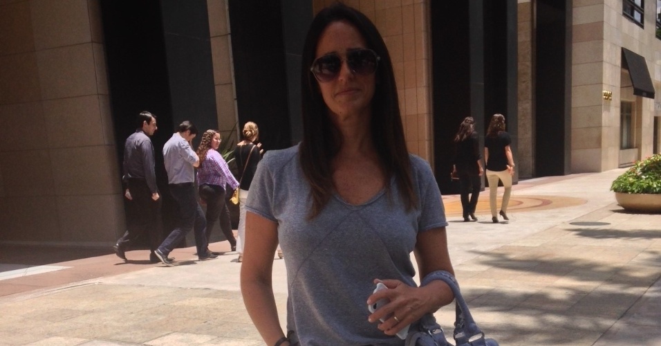 A jornalista Flávia Bucholtz, 41, moradora da região dos Jardins, na região central de São Paulo, também não gosta de usar roupas de marcas populares. "Quanto mais cair na boca do povo, é a marca que eu fujo", disse