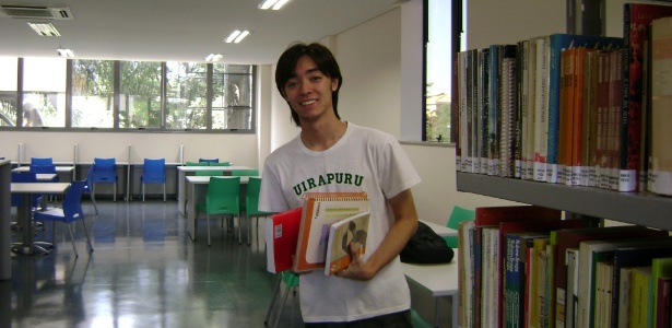 O estudante Cassio Kenji, 17, foi aprovado na USP (Universidade de São Paulo), na Unicamp (Universidade Estadual de Campinas) e na UFABC (Universidade Federal do ABC)  - Arquivo pessoal 