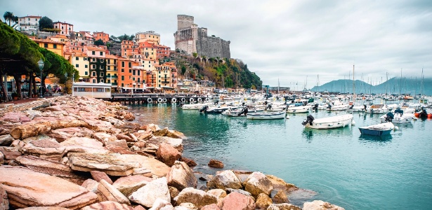 Porto Venere, pitoresca cidade no litoral da Ligúria, na Itália, seria o local escolhido como esconderijo pelo ex-diretor de marketing do Banco do Brasil Henrique Pizzolato, condenado a 12 anos e sete meses de prisão no processo do mensalão e capturado pela polícia nesta quarta-feira (5)    - Getty Images