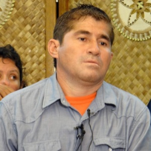 6.fev.2014 - O náufrago de El Salvador, José Salvador Alvarenga fala com a imprensa em Majuro nas Ilhas Marshall  - AFP