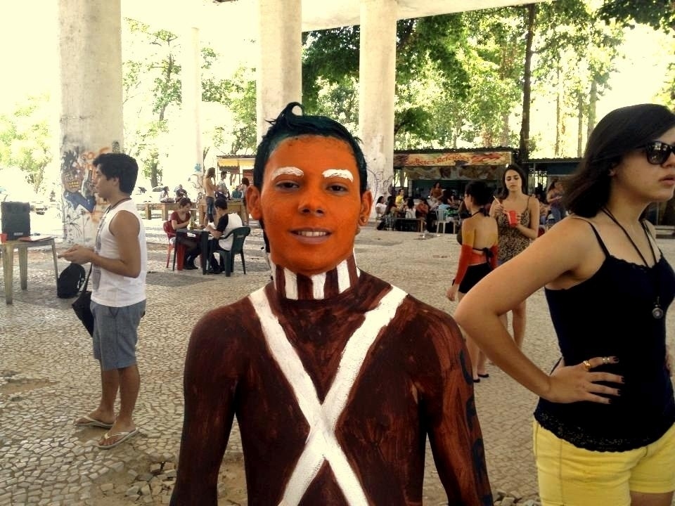 Trote da Escola de Belas Artes da UFRJ (Universidade Federal do Rio de Janeiro) tem calouros pintados de personagens de filmes e inspirados em obras de arte - Arquivo pessoal
