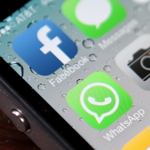 Facebook e WhatsApp se defenderam contra bloqueios do aplicativo - Justin Sullivan/Getty Images/AFP