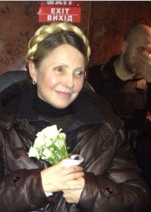 Ex-primeira-ministra Yulia Tymoshenko, é libertada na Ucrânia  - Reprodução/Twitter/Andicgi