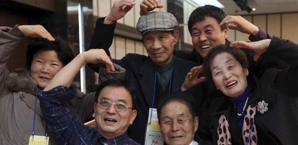 Último encontro das famílias separadas pela guerra foi em fevereiro de 2014, no resort monte Kumgang, na Coreia do Norte - Yonhap/Reuters