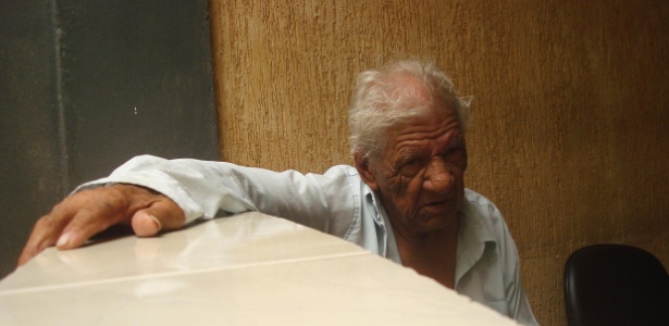 Marinho Esteves de Oliveira, 84, foi preso após roubar torneiras de um caminhão na cidade paulista de Sumaré. Sua ficha vem desde 1948 - Kaique Barretto/ O Liberal