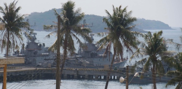 Navio de busca e salvamento partiu de Phu Quoc, uma ilha do Vietnã, para procurar o avião da Malaysia Airlines