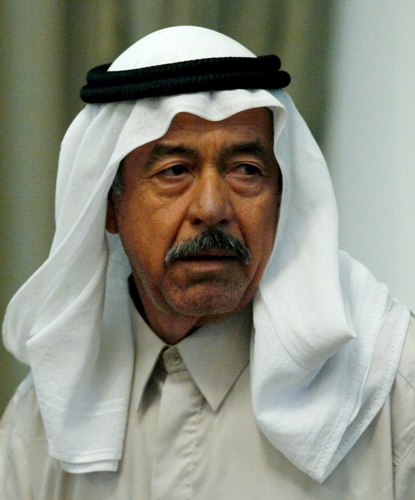 Ali Hassan al Majid, primo do ex-ditador Saddam Hussein, conhecido como "Ali Químico", por ter orquestrado a execução de milhares de pessoas com gases mostarda, sarin e VX. *** EPA04 BAGDAD (IRAQ) 25/01/2010.- Una fotografóa de archivo fechada el 22 de agosto de 2006 muestra a Ali Hassan al-Majid, primo de Sadam Hussein, también conocido como "Aló el quómico" durante el juicio de la Campaña Anfal en Badgad, Irak. Según el vocero del Gobierno, Majid ha sido ejecutado hoy, lunes 25 de enero de 2010. Majid, una pieza clave del régimen de Sadam Hussein, fue enviado a la cárcel por matar a Musulmanes Shia entre 1991 y 1999. También fue condenado a muerte por un ataque con gas a un pueblo kurdo de Halabja en 1988. Se cree que cerca de 5000 personas murieron en el ataque, la mayoróa de ellos mujeres y niños. EFE/ERIK DE CASTRO
