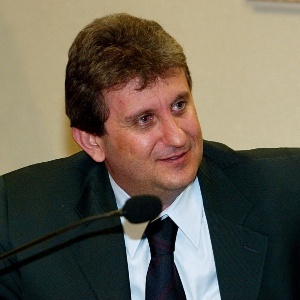 Doleiro Alberto Yousssef, na CPI do Banestado, em 2003 - Sérgio Lima/Folhapress