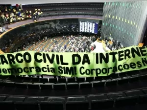 Como professora ofendida levou Google ao STF e pode mudar redes no Brasil