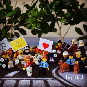 Como montar Bonecos de Lego 