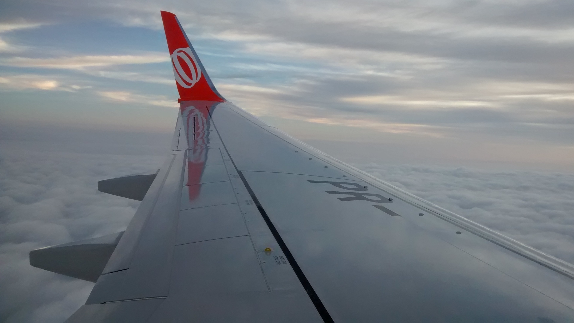 Boeing 737-800 da Gol tem freio especial para pista pequena - Armando Pereira Filho/UOL