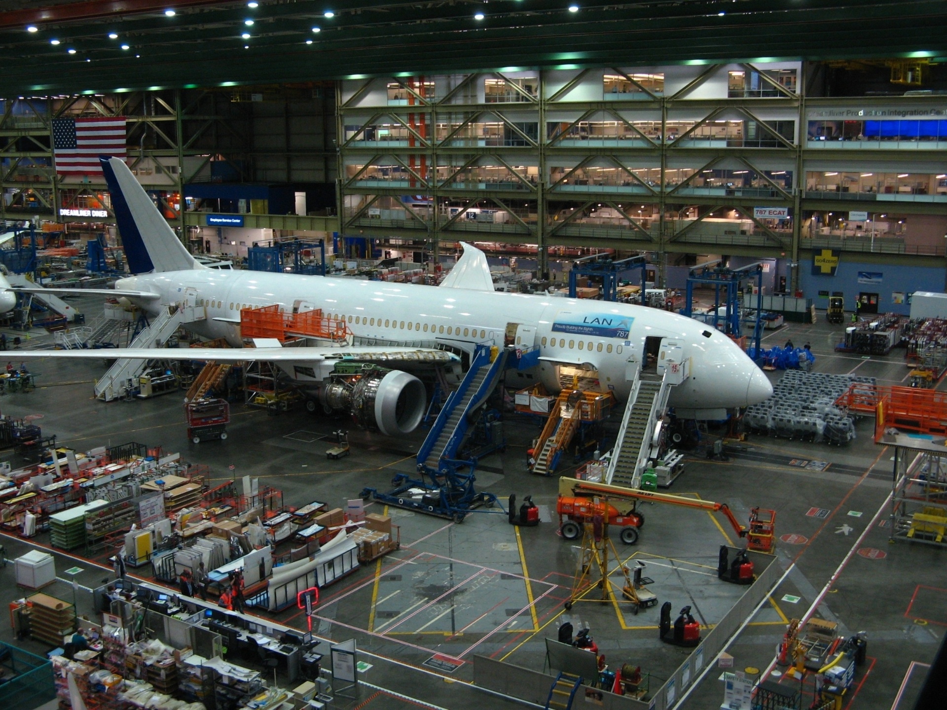 Montagem de Boeing 787 - Armando Pereira Filho/UOL