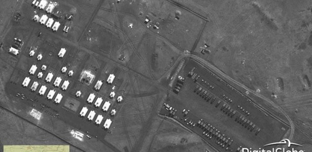 Otan apresentou fotografias de satélite que mostram a concentração de 40 mil soldados russos perto da fronteira ucraniana - DigitalGlobe via SHAPE/Handout/ Reuters