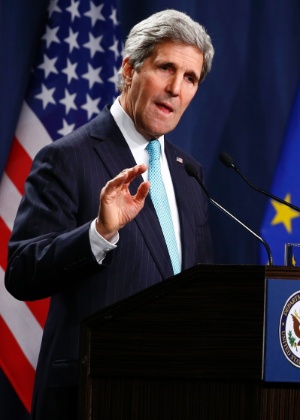 Em abril deste ano, Kerry se reunia na Suíça com diplomatas da Ucrânia, Rússia e União Europeia para tentar um acordo para acabar com a crise na Ucrânia