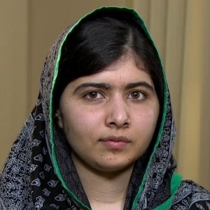 A jovem ativista paquistanesa Malala Yousafzai, 16, concede entrevista à rede de TV "CNN" - Reprodução/CNN