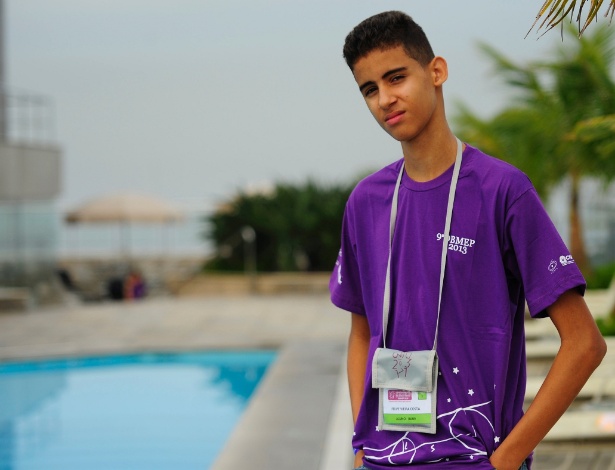 Felipe Costa, 14, é medalha de ouro pela terceira vez na Obmep - Fabio Teixeira/UOL
