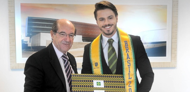 Mister Brasil 2014 recebe moção de louvor da Câmara Legislativa do DF - Rinaldo Morelli/CLDF