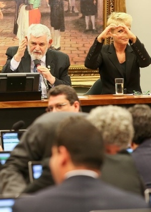 Apresentadora Xuxa durante sessão da Comissão de Constituição e Justiça - Pedro Ladeira/Folhapress