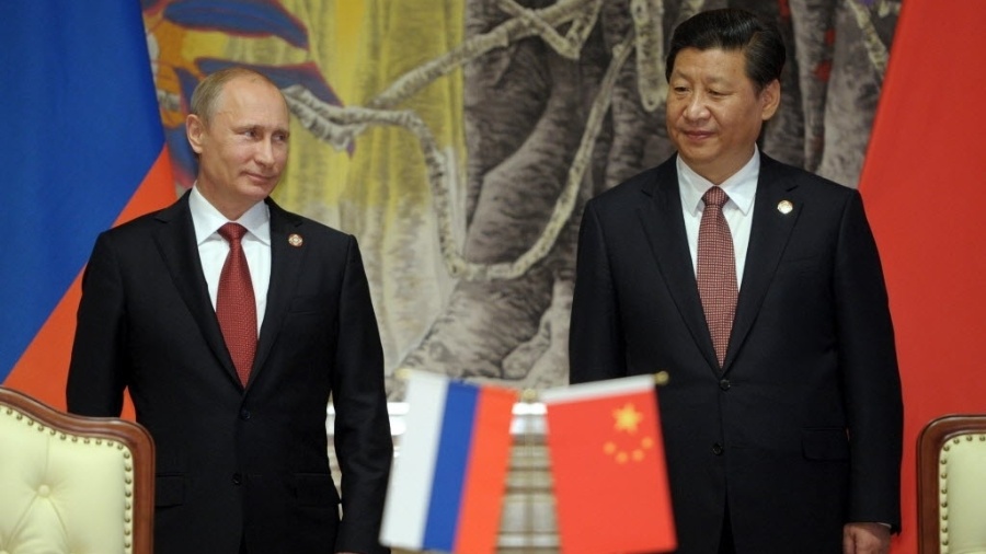 China e Rússia publicaram uma declaração conjunta criticando a influência americana e o papel das alianças militares ocidentais, OTAN e AUKUS, na Europa e na Ásia - Alexey Druginyn/Efe