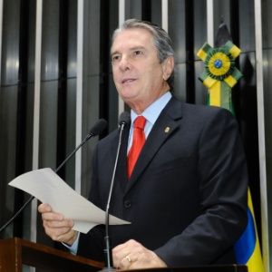 O senador por Alagoas e ex-presidente, Fernando Collor de Melo (PTB), lidera disputa pela reeleição