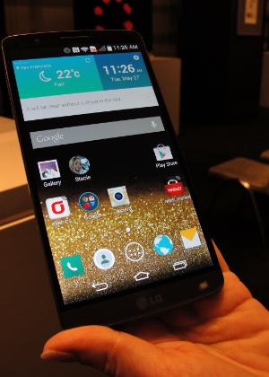 Tela de 5,5 polegadas do smartphone LG G3 tem qualidade ultraHD (2.560x1.440) com 538 pixels por polegada - Glenn Chapman/AFP