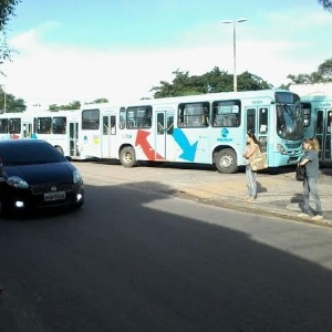 Depois de um dia de paralisação, dois terminais de ônibus permanecem fechados em Fortaleza - Johnson Peixoto/Whatsapp Tribuna