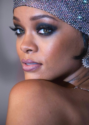 Golpe no Facebook promete vídeo pornô da cantora Rihanna com o namorado  - Carlo Allegri - 03.jun.2014/Reuters
