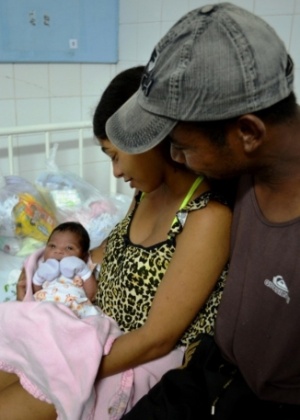 Michele deu à luz na recepção do Hospital da Mulher à espera de atendimento médico - Prefeitura de Feira de Santana/Divulgação