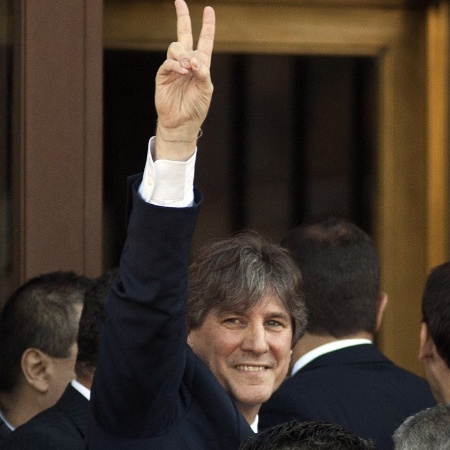 9.jun.2014 - O vice-presidente argentino, Amado Boudou, chega para depor em tribunal em processo por corrupção, em Buenos Aires - Daniel Vides/NA/AFP