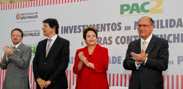 A presidente Dilma Roussef (PT) e o governador de São Paulo Geraldo Alckmin (PSDB) anunciam a parceria público-privada (PPP) para a obra da Linha 6-Laranja do Metrô - Roberto Stuckert Filho/PR