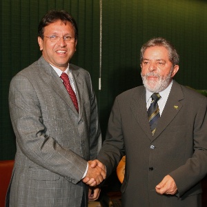 O então governador do Tocantins, Marcelo Miranda (PMDB), visita o presidente Lula no Palácio do Planalto, em Brasília, em 2007 - Sérgio Lima - 4.abr.2007/Folhapress
