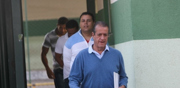 O ex-deputado Valdemar Costa Neto deixa o Centro de Progressão Penitenciária (CPP), em Brasília,onde cumpria pena