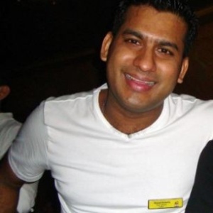 O indiano Russel Rebello, 33, trabalhava como garçom no Costa Concordia - Reprodução/Facebook