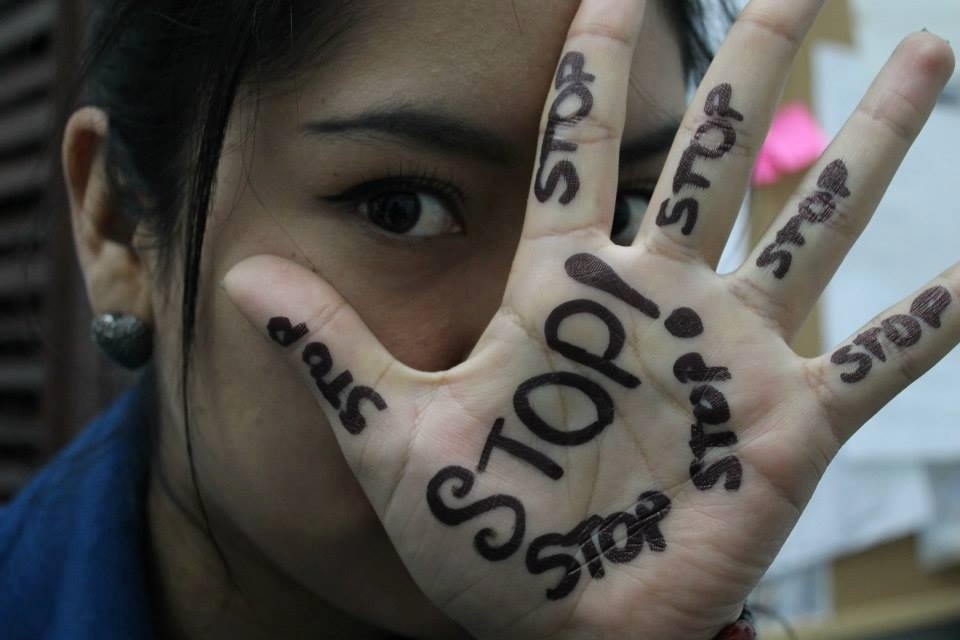 16.jul.2014 - Usuários do Facebook e Twitter aderiram a uma campanha lançada pela Anistia Internacional para que haja um cessar-fogo entre Israel e grupos armados palestinos, entre eles o Hamas - Reprodução/Facebook/AmnestyGlobal