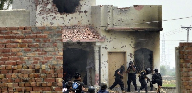 Paquistão tem realizado ofensivas militares contra terroristas no país - Arif Ali/AFP