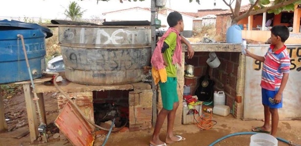 Ministério Público do Trabalho flagrou crianças trabalhando em um lava-jato no PI - Divulgação/MPT