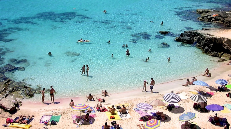 Praia de Caló des Mort, na ilha de Formentera, parte das Ilhas Baleares, na Espanha - fabrefumi/Flickr/Creative Commons